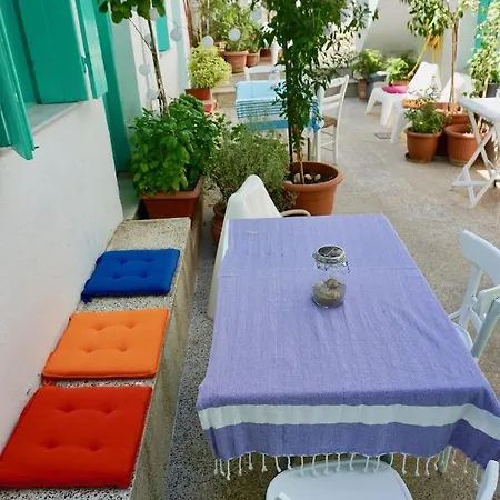 Crete Garden Apartment *