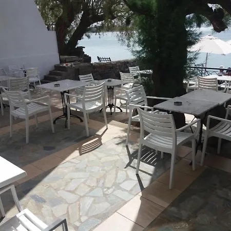 Aparthotel Polydoros Appartments 2*