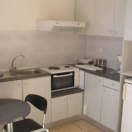 Aparthotel Polydoros Appartments 2*