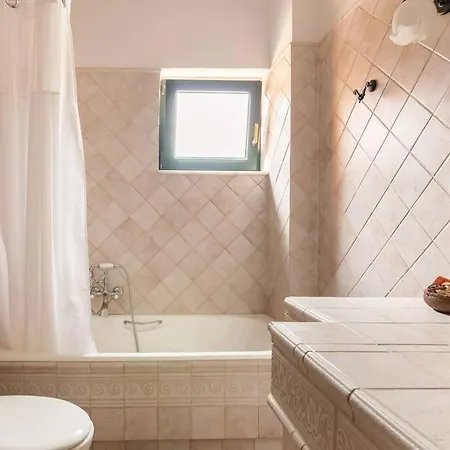 Luxury In With Private Pool *