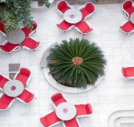 Appart hôtel Alantha 2*