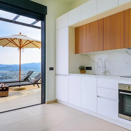 Majestic View Villa *