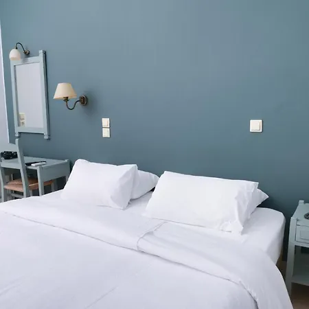 Ikaros Art Hotel 2*