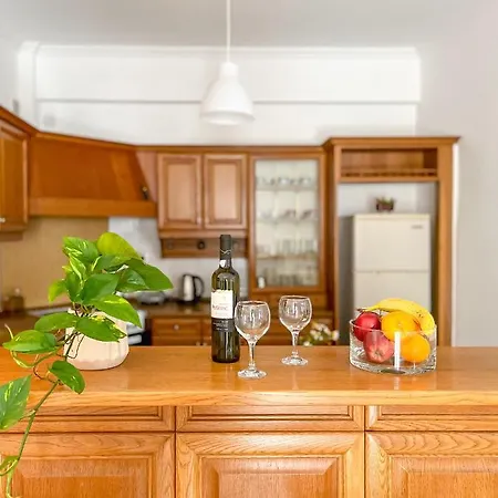 Apartment Relax By The