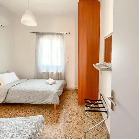 Relax By The * Agios Nikolaos (Crete)