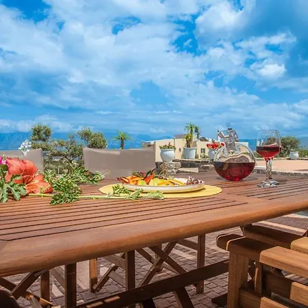 Agro Nostro-euphorbia Two Bedroom House