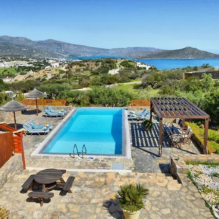 Glan Y Mor Villa