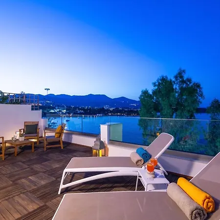 Aurelia Sea View Loft *