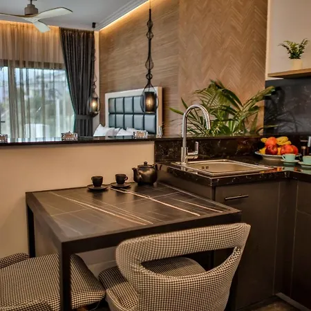 Walk Luxury Aparthotel