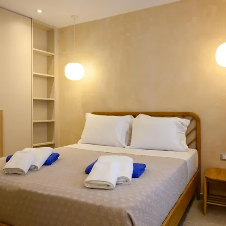 Onira Luxury Apartment