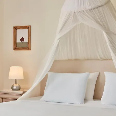 Candia Park Village Otel 4*