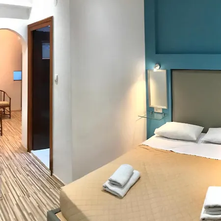 Atlantis Otel *
