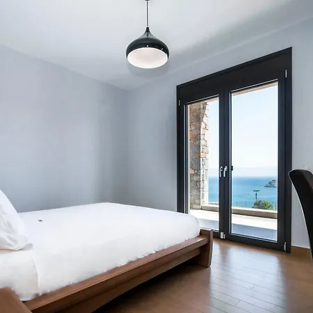 Red Rock Villa, Plaka Elounda