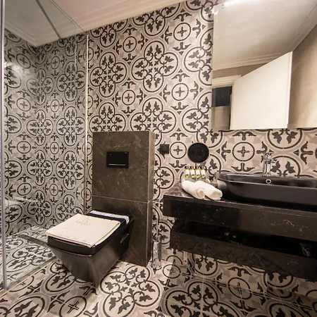 Walk Luxury Aparthotel *