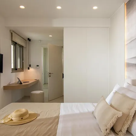Beachfront Edem Dedicated Space - Heated Pool * Agios Nikolaos (Crete)