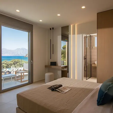 Villa Beachfront Edem Dedicated Space - Heated Pool *