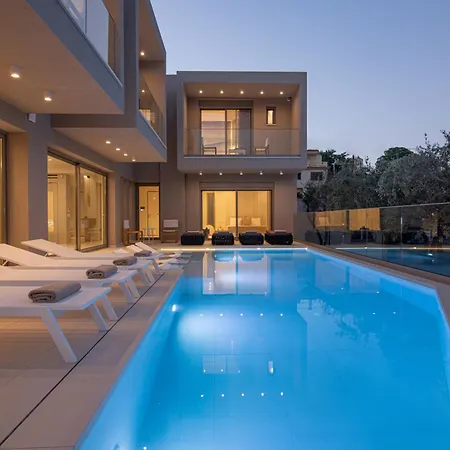 Beachfront Edem Dedicated Space - Heated Pool Villa
