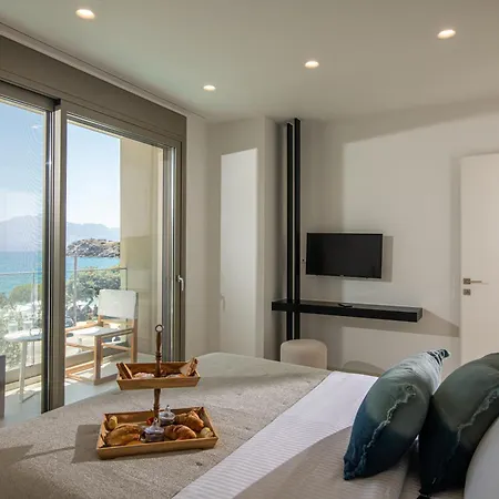 Beachfront Edem Dedicated Space - Heated Pool Villa *