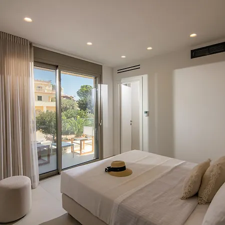 Villa Beachfront Edem Dedicated Space - Heated Pool *