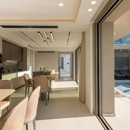 Villa Beachfront Edem Dedicated Space - Heated Pool *