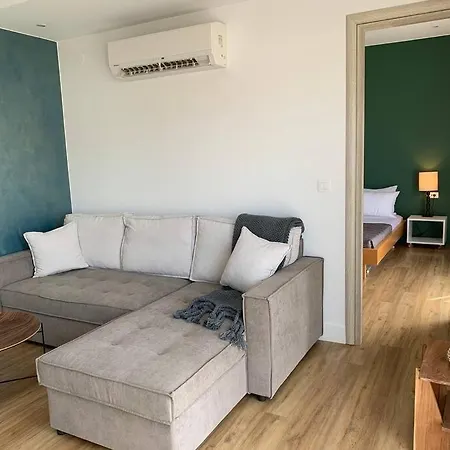 Kamara Sunset Apartment *