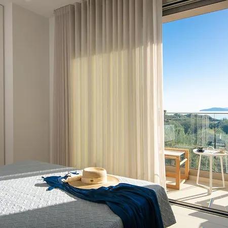 Beachfront Edem Dedicated Space - Heated Pool * Agios Nikolaos (Crete)