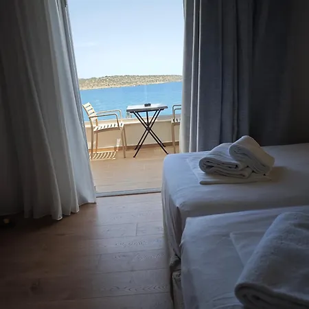 9 Muses Apartahotel
