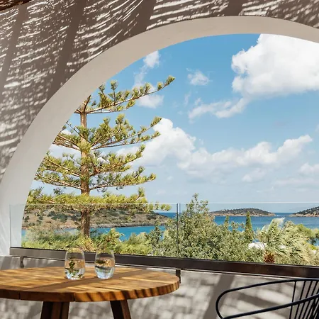 Minos Art Hotel, A Member Of Design