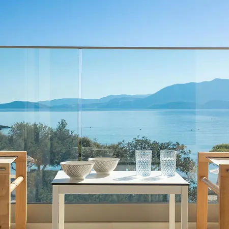Beachfront Edem Dedicated Space - Heated Pool Villa *