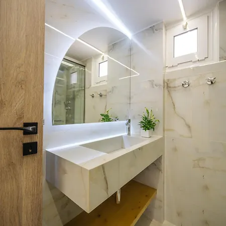Elixir 1 Luxury * Ágios Nikolaos
