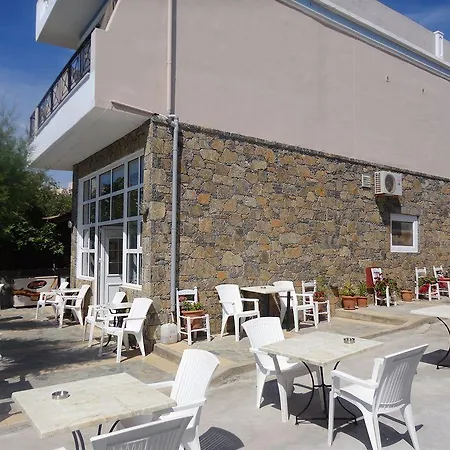 Polydoros Appartments Aparthotel 2*