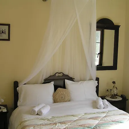 Fissi Agritourism Near The Sea Agios Nikolaos (Crete)
