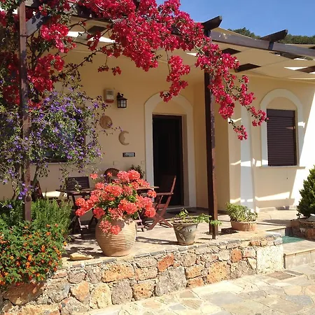 Fissi Agritourism Near The Sea Holiday home *