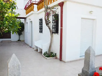 Poppy Amoudara (Lasithi)