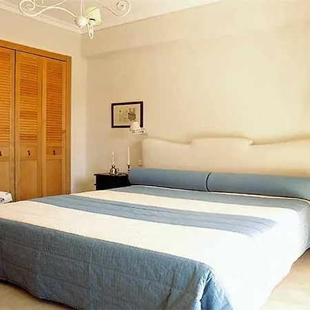 Pleiades Luxurious *