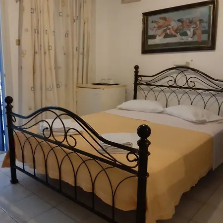 Pergola Hotel Agios Nikolaos (Crete)