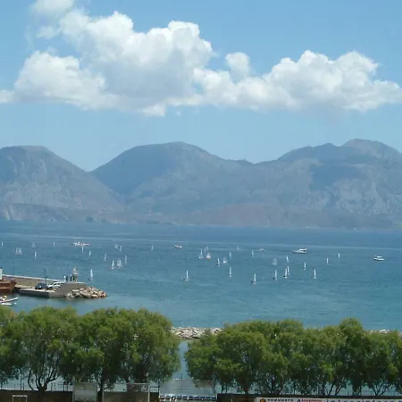 Stunning Seaview Town Appartement Agios Nikolaos