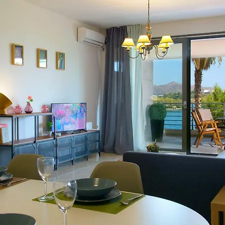 Sea View&sunrise Apartment