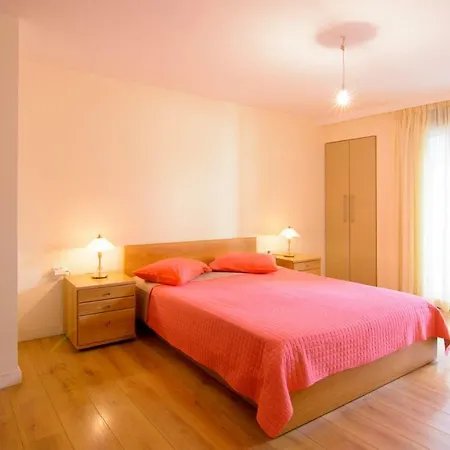 Hra House Appartement *