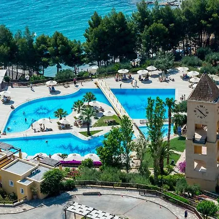 Otel Candia Park Village 4*